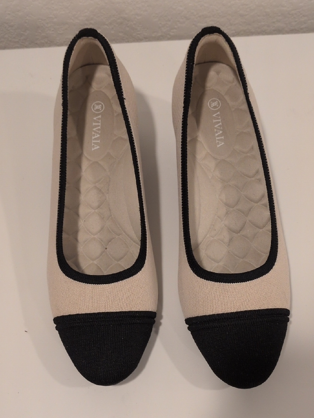 VIVAIA Julie Pro Almond-Toe Chunky Heels